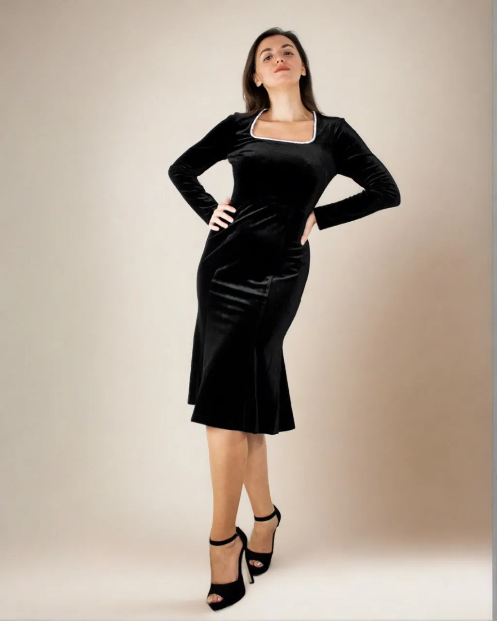 Amera Long Sleeve Black Velvet Dress - Velvet Bodycon Dress