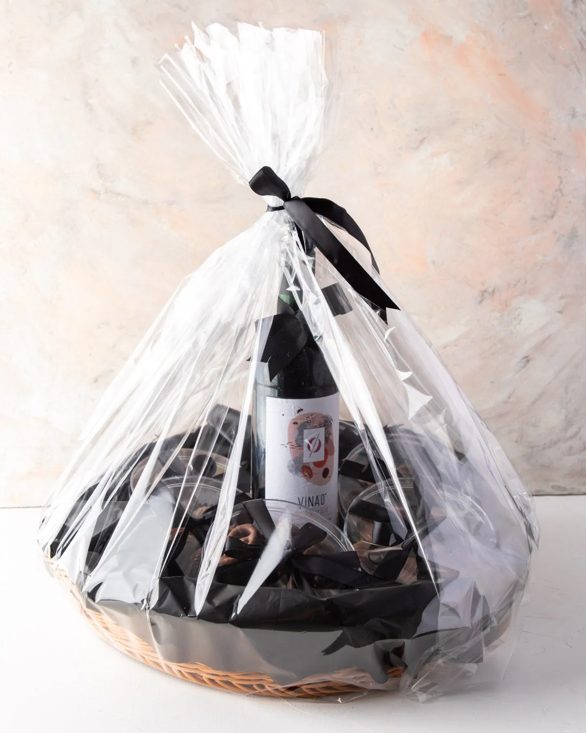 Assorted Hamper with Non Alcoholic Wine by NJD