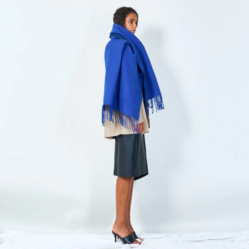 Classic solid color scarf with fringe wholesale