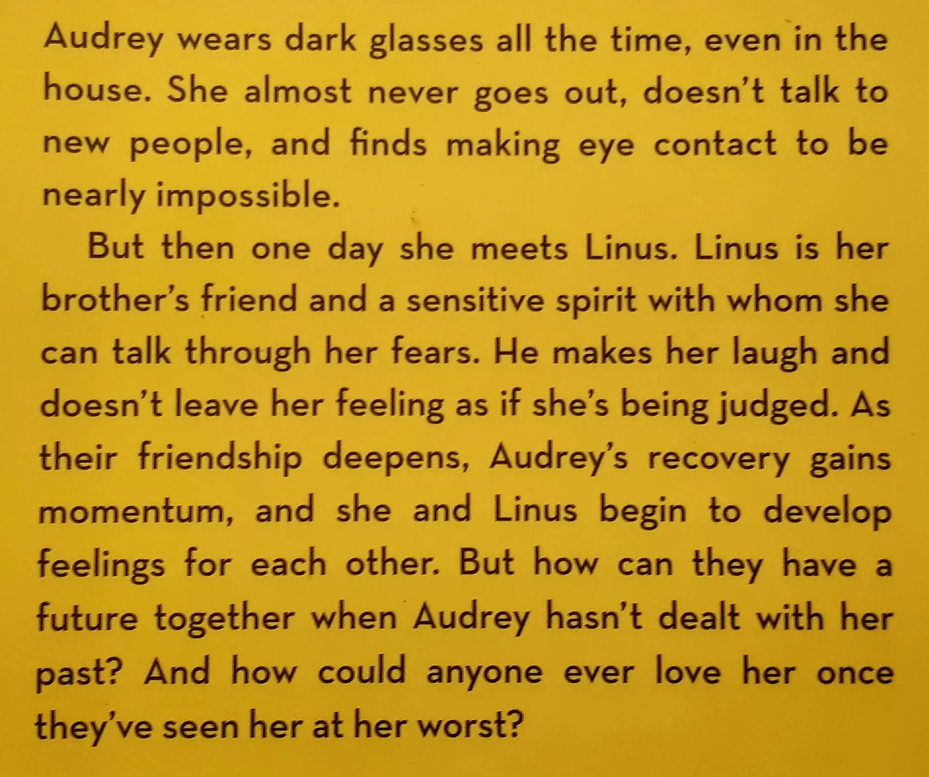 FINDING AUDREY - Sophie Kinsella